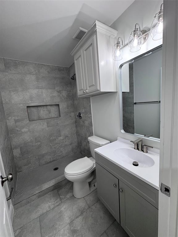 Valwood Park 03 - Residential Lease