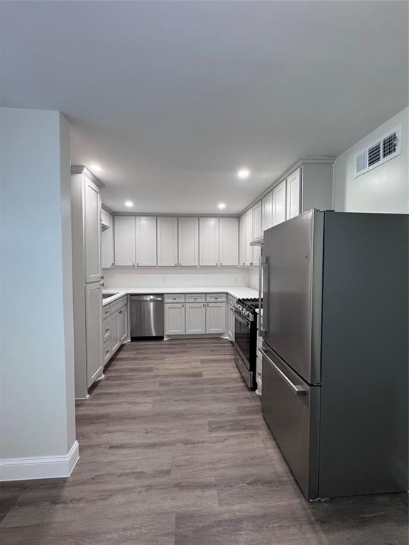 Valwood Park 03 - Residential Lease