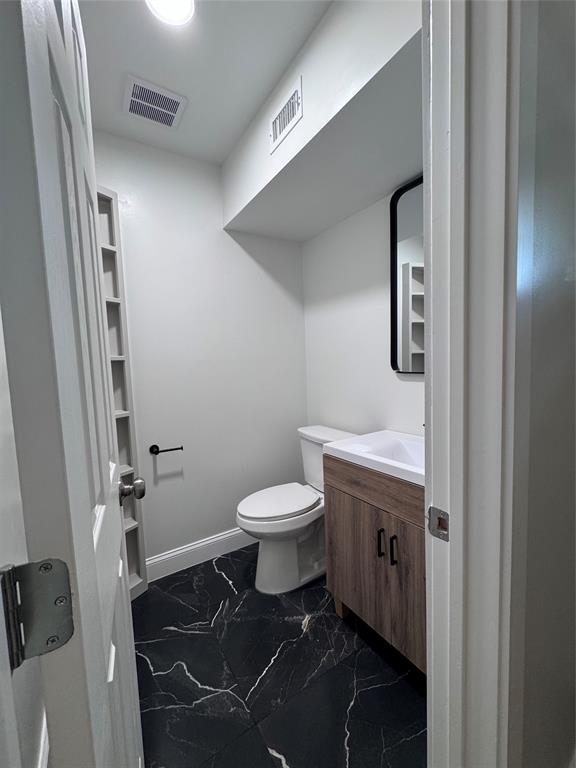 Valwood Park 03 - Residential Lease