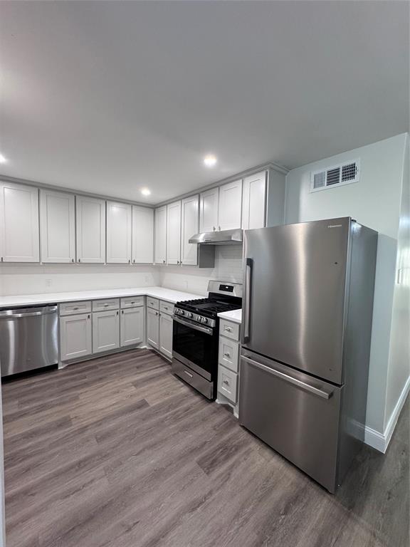 Valwood Park 03 - Residential Lease