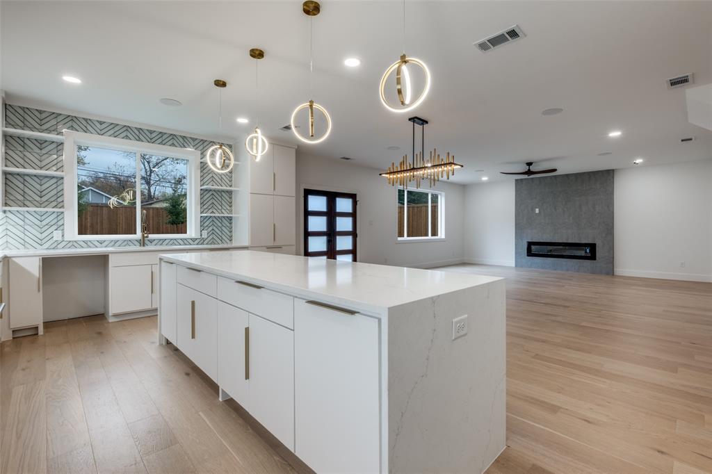 Mount Auburn - Residential