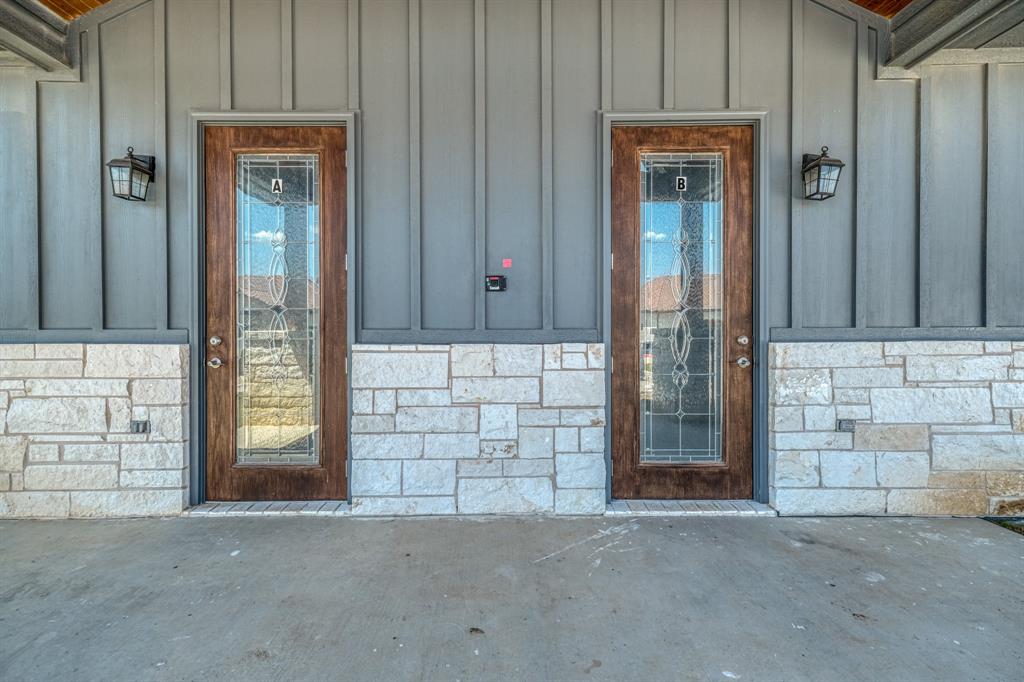 Crown Pointe Addition - Commercial Lease