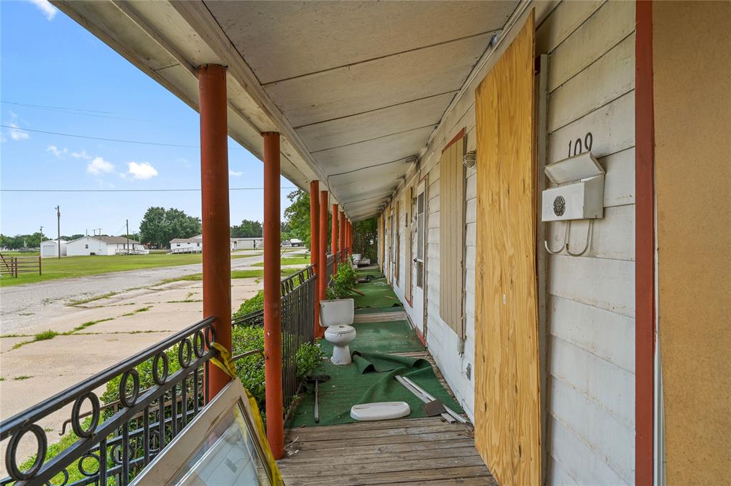 Rockwell Add 02 - Residential Income