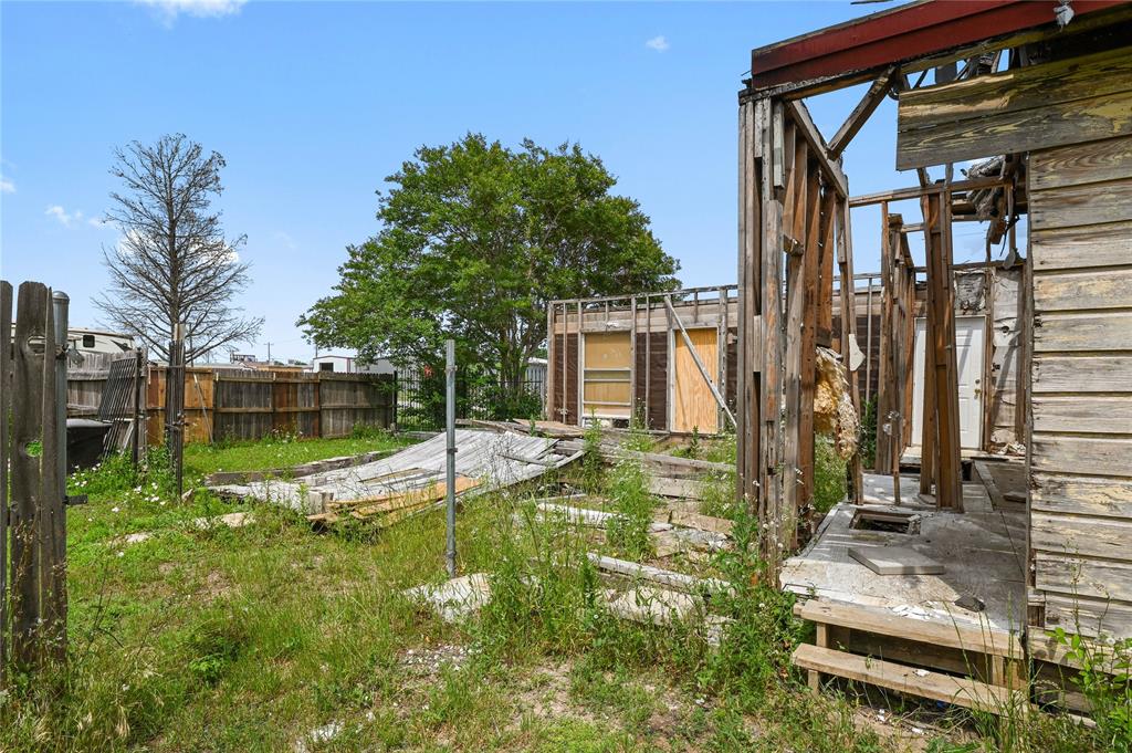 Rockwell Add 02 - Residential Income