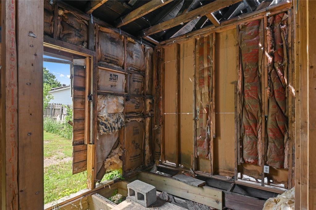 Rockwell Add 02 - Residential Income