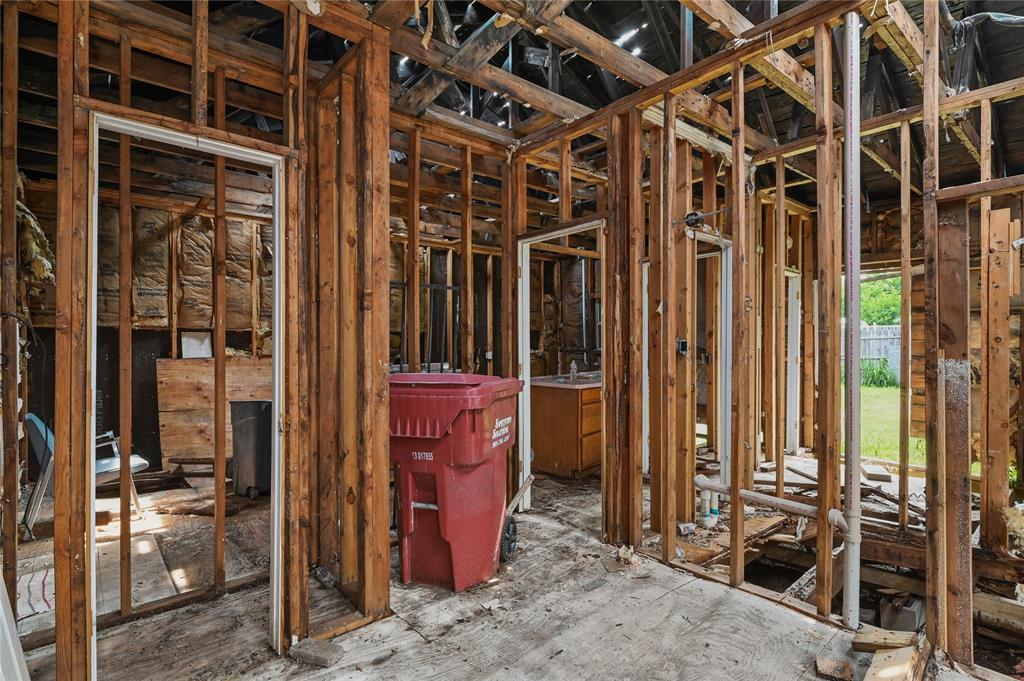 Rockwell Add 02 - Residential Income