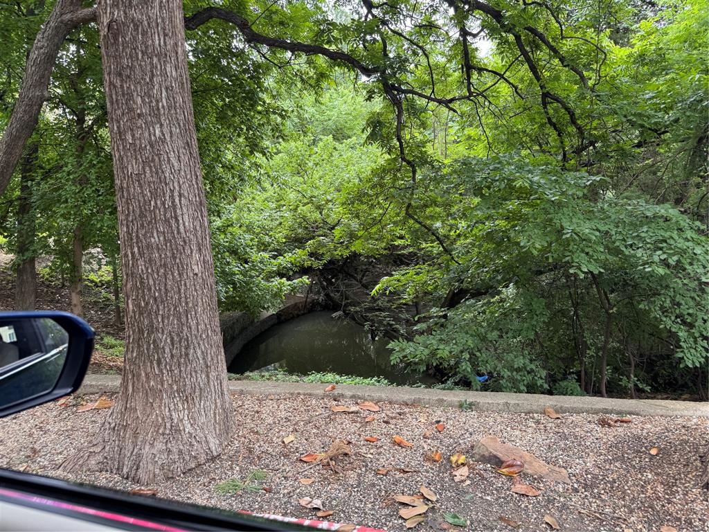 River Oaks Condos - Residential