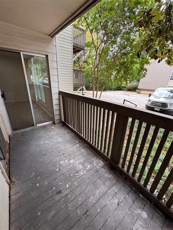 River Oaks Condos - Residential