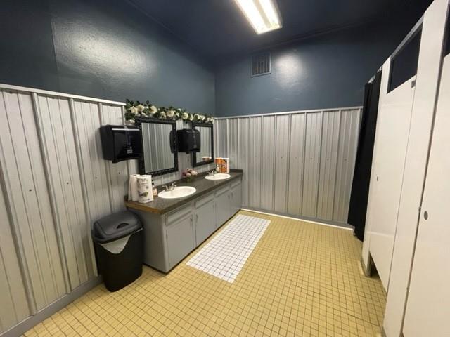 OTP Denison - Commercial Sale