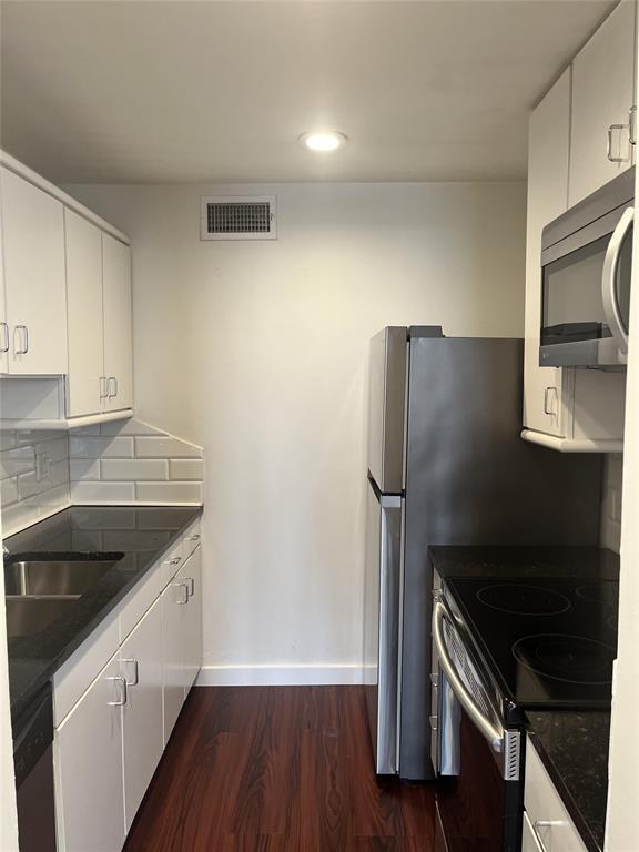 Travis Ave Condo - Residential Lease