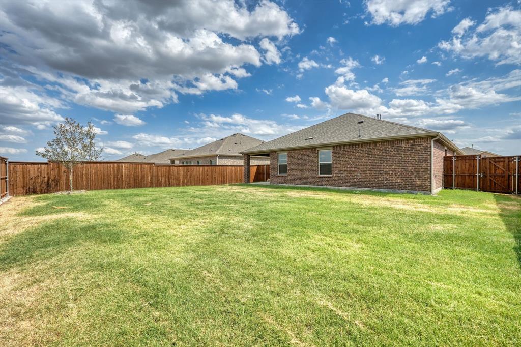 Sutton Fields Ph 4b - Residential Lease