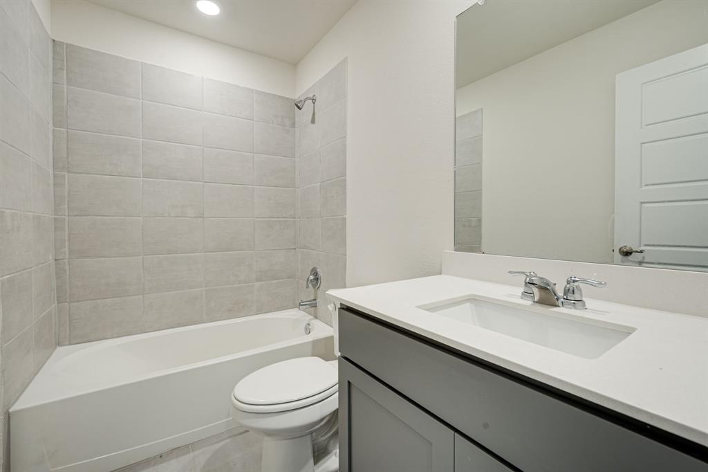 Sutton Fields Ph 4b - Residential Lease