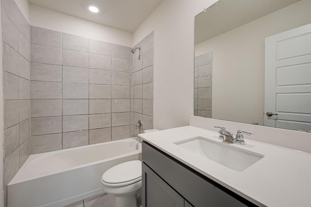 Sutton Fields Ph 4b - Residential Lease