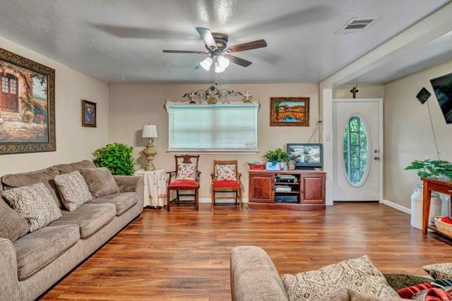 Abst 468 TR 24 T Jones - Residential