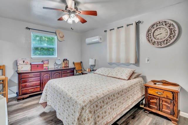 Abst 468 TR 24 T Jones - Residential