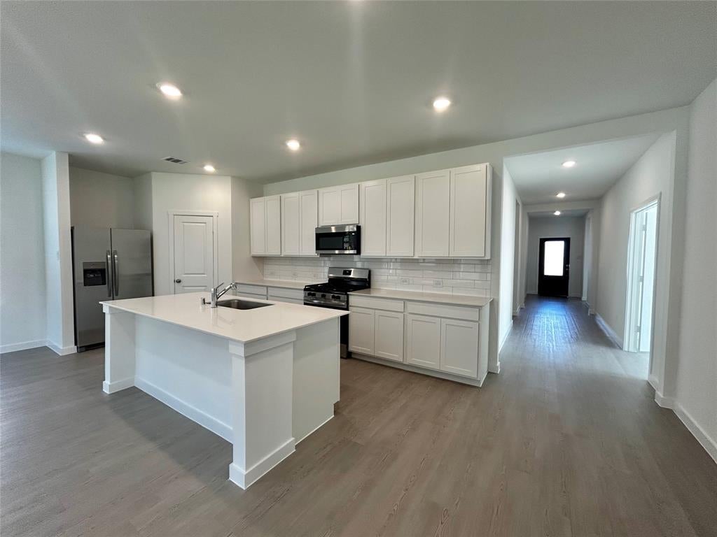 Photo of 443 Ridge Drive, Justin, TX 76247 (MLS # 21374924)