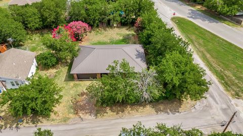 A home in Mineral Wells