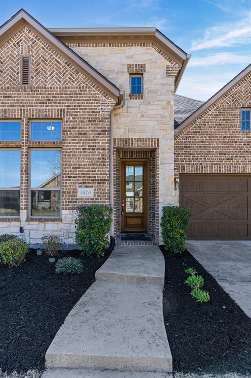 3870 White Clover Lane