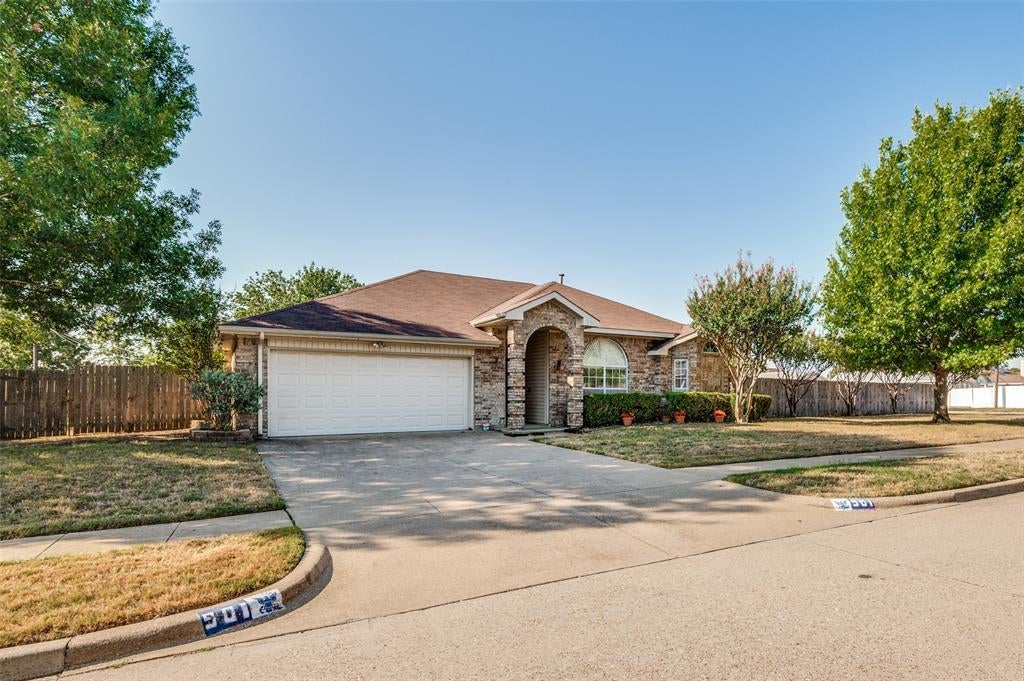 901 Mccomb Lane