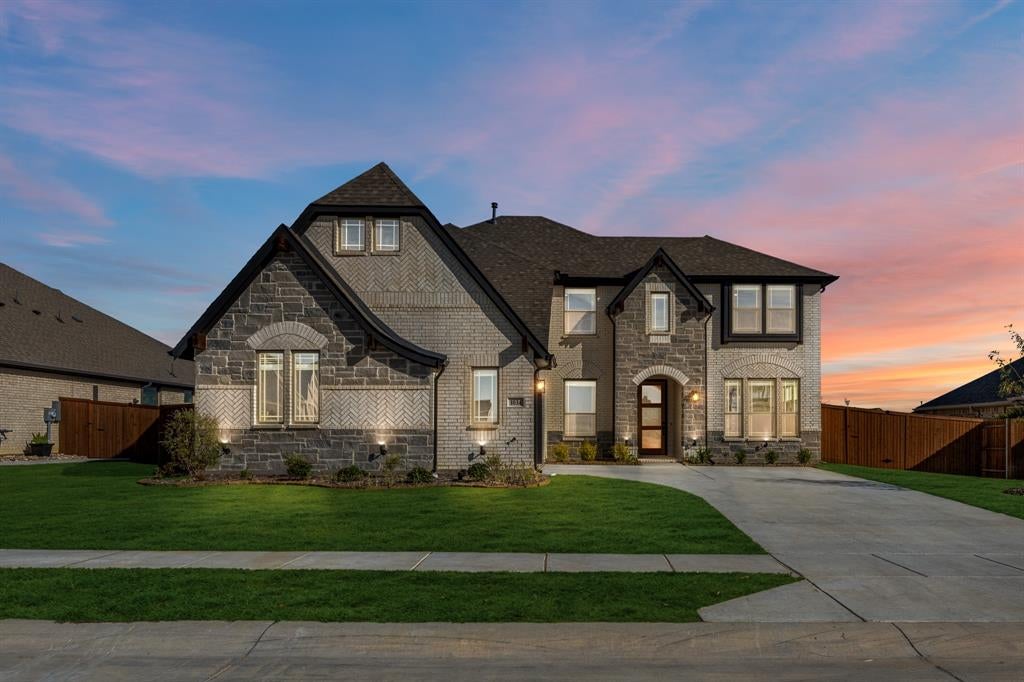 1034 Emerald Trace Drive