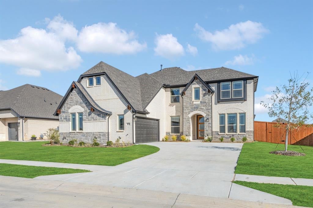 1034 Emerald Trace Drive