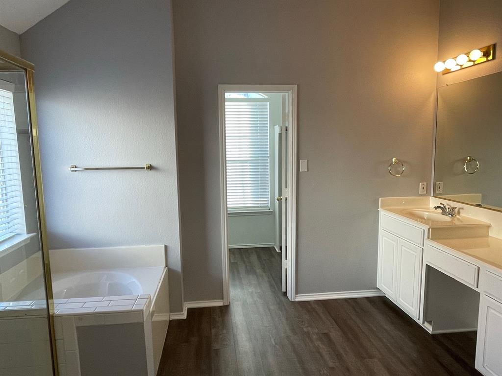 Ridgeview Park #4 - Residential Lease