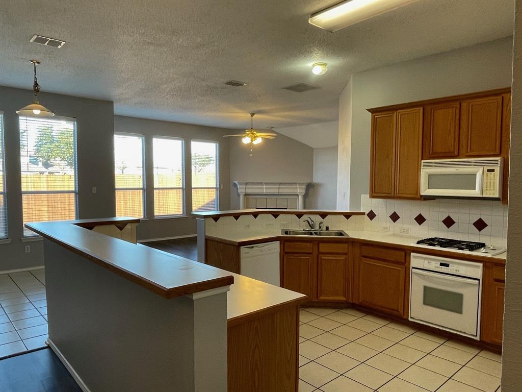 Ridgeview Park #4 - Residential Lease