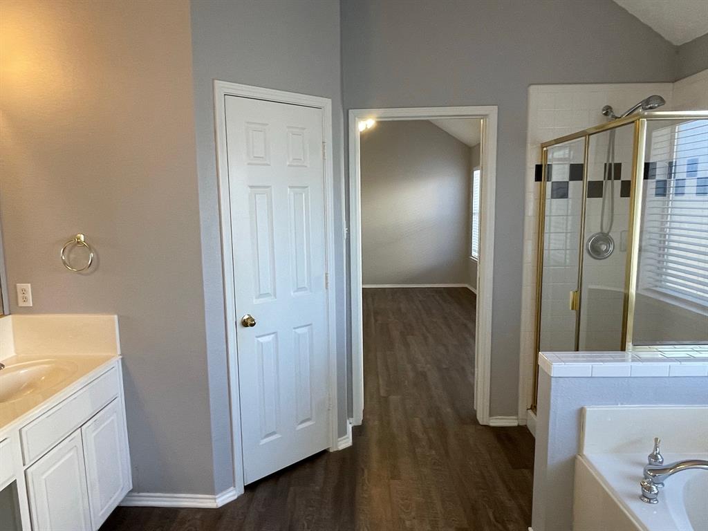 Ridgeview Park #4 - Residential Lease