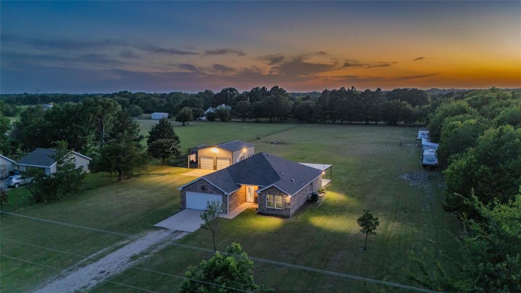 1869 County Road 3327