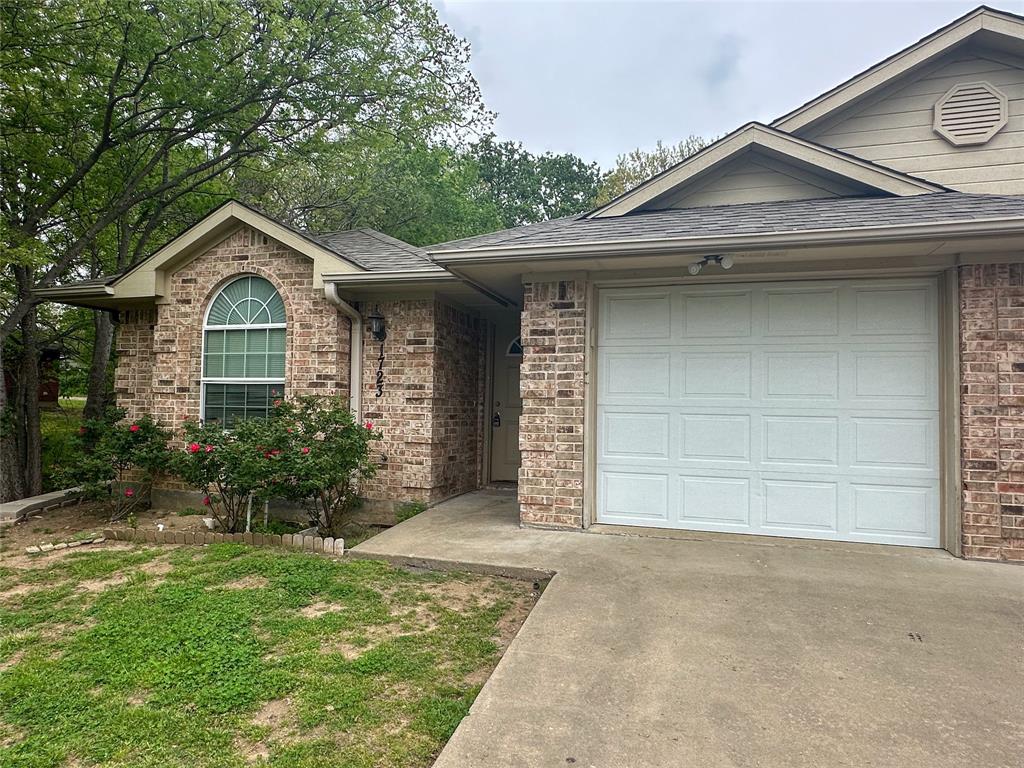 Falcon Ridge Add Rep 10-18 - Residential Lease