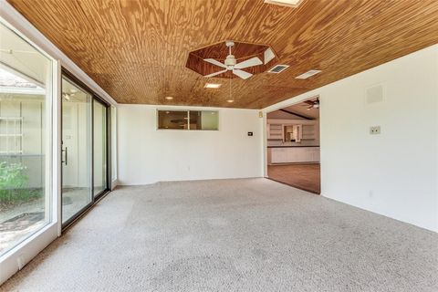 Tiny photo for 4818 Thunder Road, Dallas, TX 75244 (MLS # 21196491)