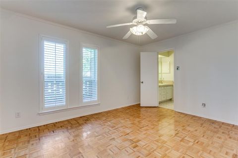 Tiny photo for 4818 Thunder Road, Dallas, TX 75244 (MLS # 21196491)