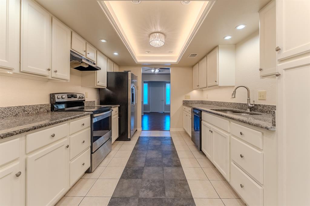 922 Shady Creek Lane