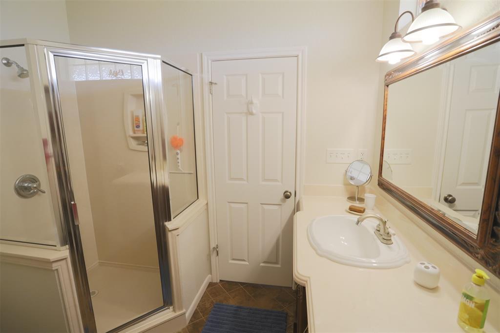 Q Ellis - Residential