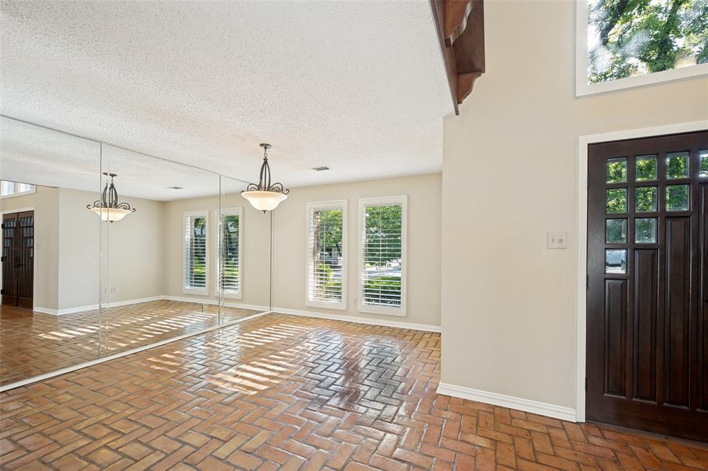 Woodhaven Cntry Club Estates - Residential