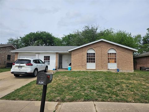 1509 Rebecca Lane Arlington TX 76014