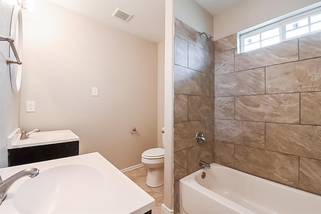 Lindell Estates - Residential Lease