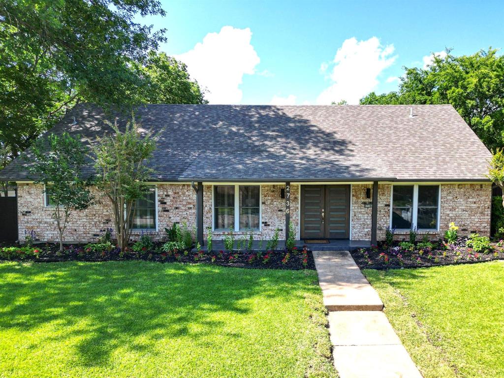 2736 S Colfax Circle