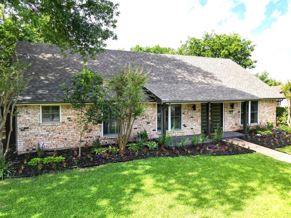 2736 S Colfax Circle