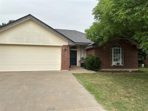 Photo of 3858 Notre Dame Circle, Abilene, TX 79602 (MLS # 21275252)