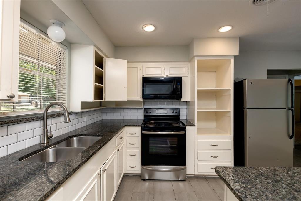 Rollie Estates - Residential