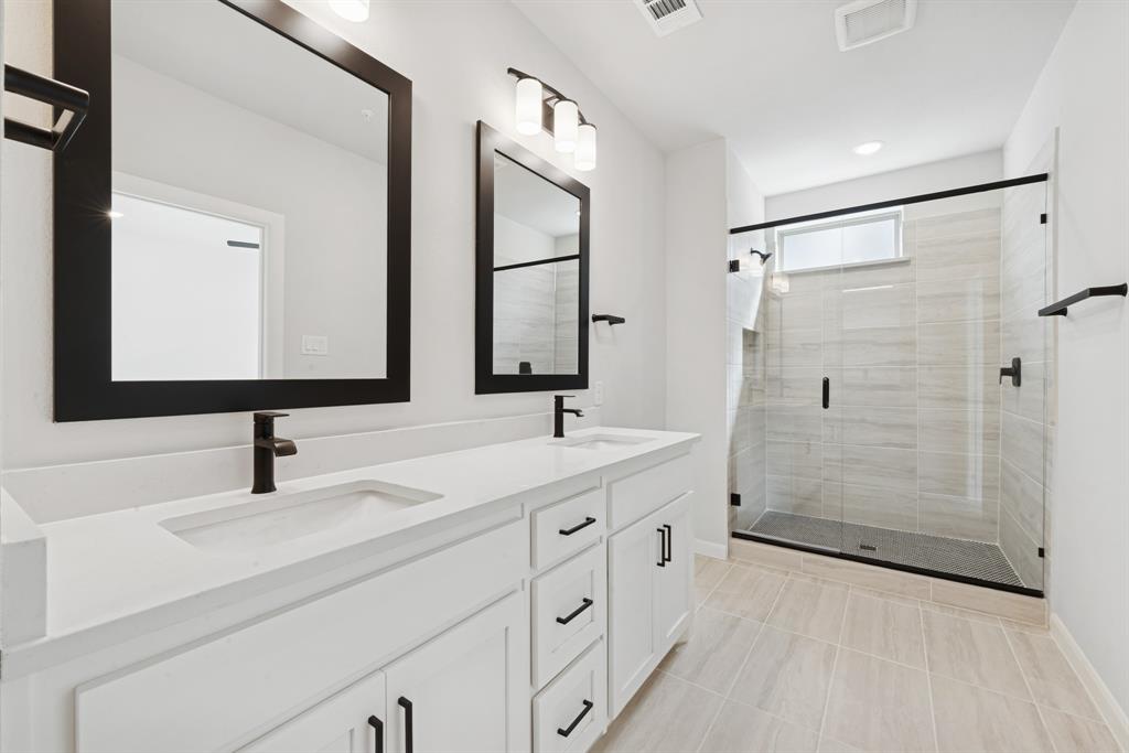 Hillside at Las Colinas - Residential