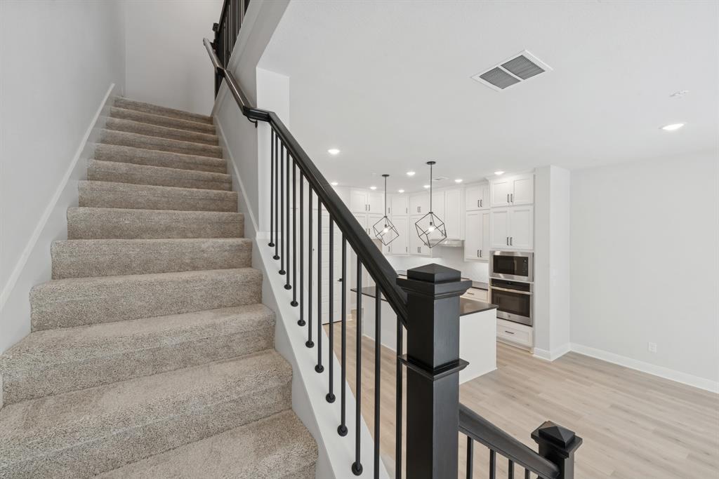 Hillside at Las Colinas - Residential