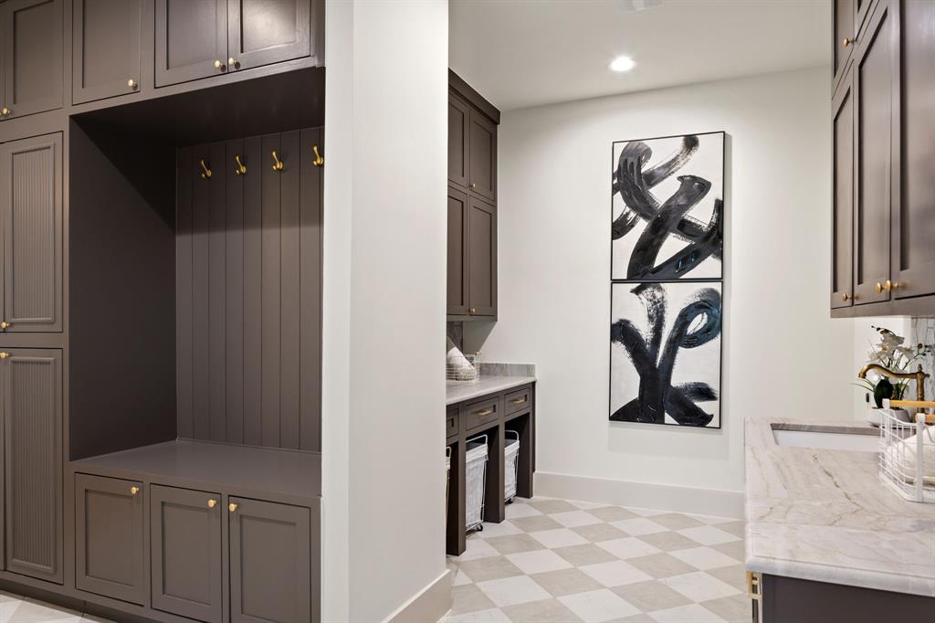 Walnut Crest - Residential