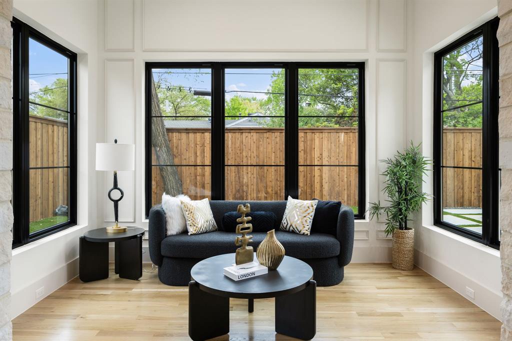 Walnut Crest - Residential