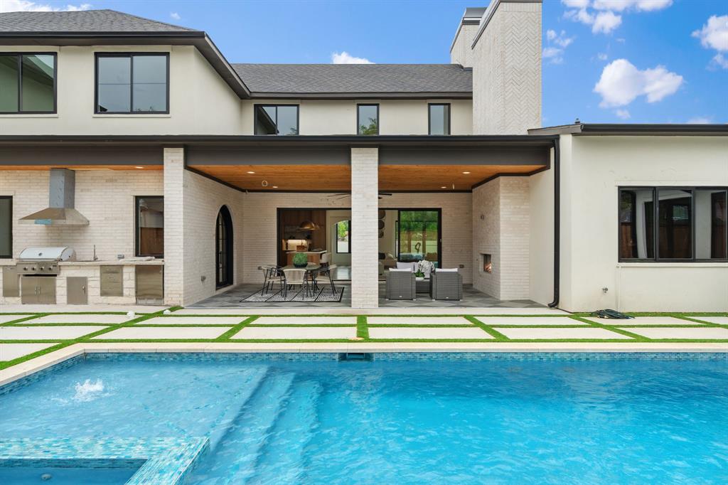 Walnut Crest - Residential