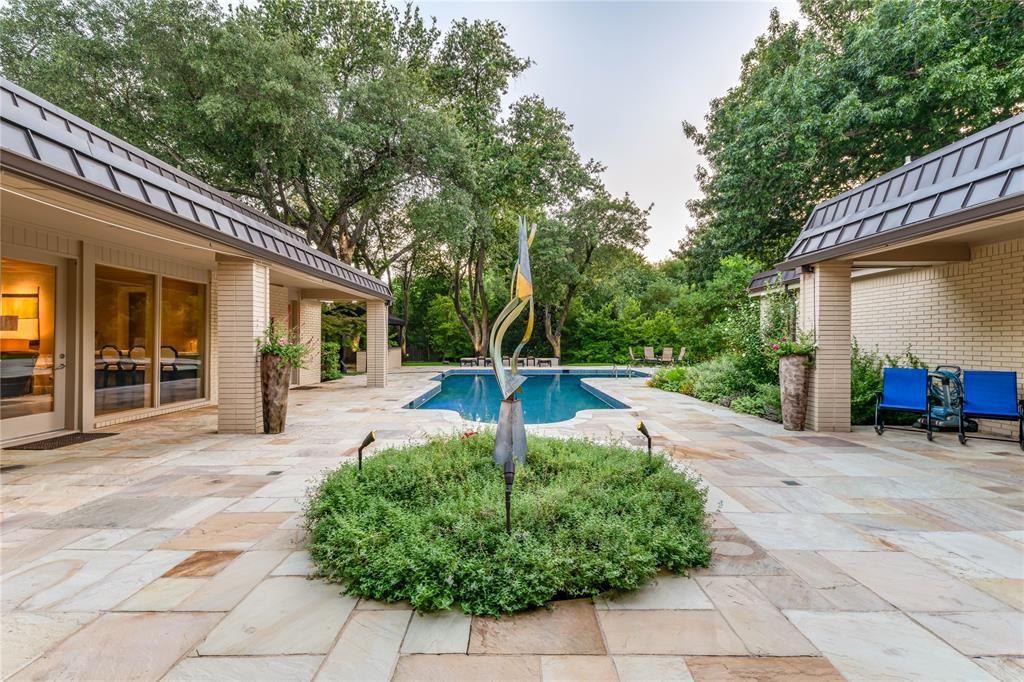 10989 Crooked Creek Drive