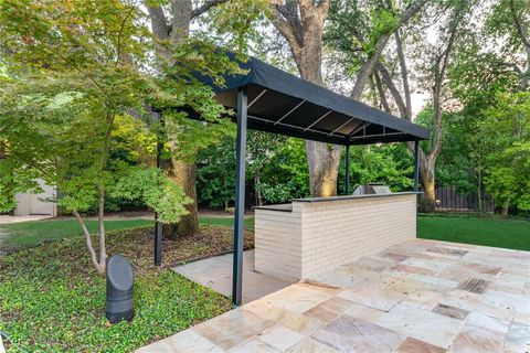 Tiny photo for 10989 Crooked Creek Drive, Dallas, TX 75229 (MLS # 20892654)