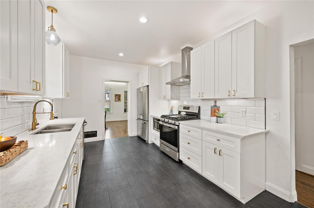 Chamberlain Arlington Heights 4th - Residential