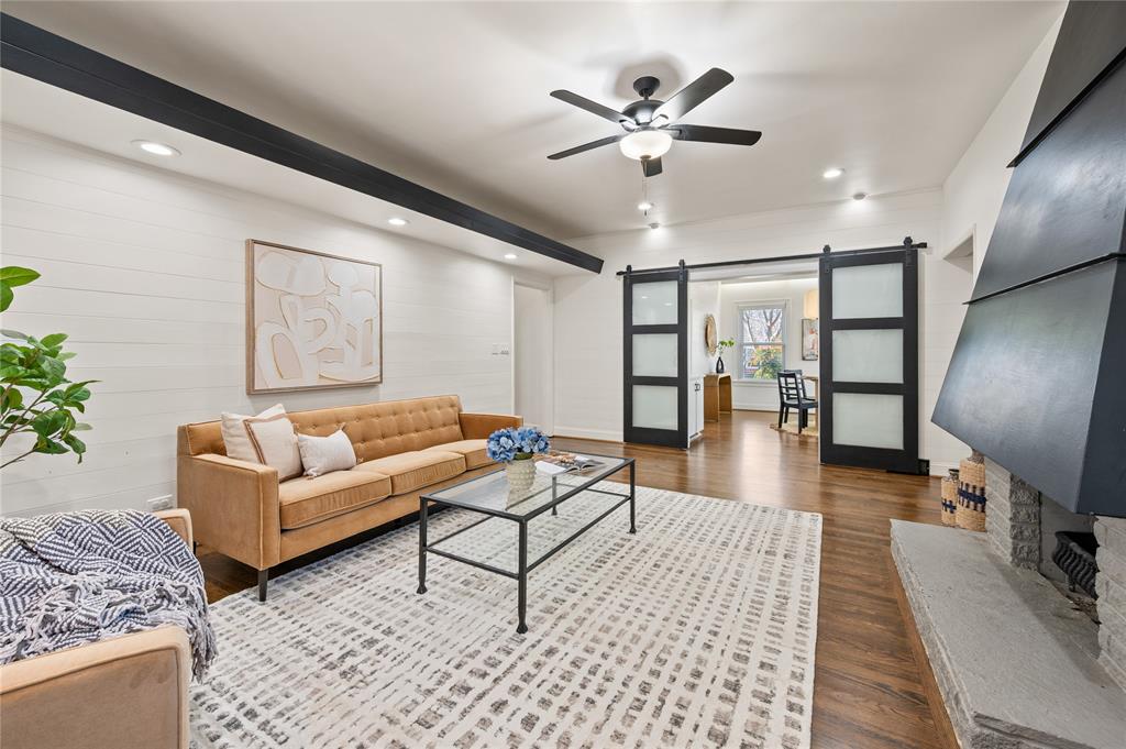 Chamberlain Arlington Heights 4th - Residential